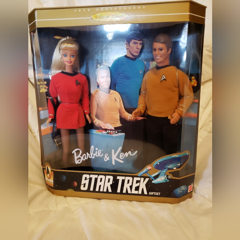 30th Anniversary Collector Edition Barbie & Ken Star Trek Giftset